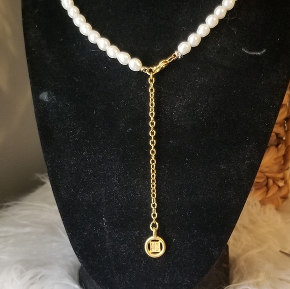 📿 VINTAGE GIVENCHY  PEARL NECKLACE - Picture 2 of 13